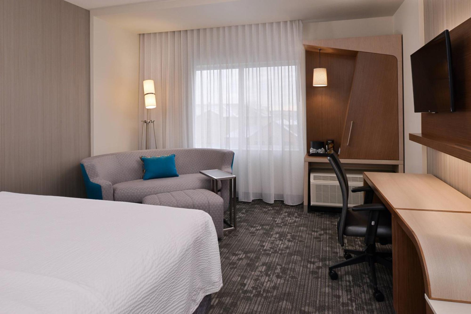 Hotel Courtyard By Marriott Toledo North Exterior foto